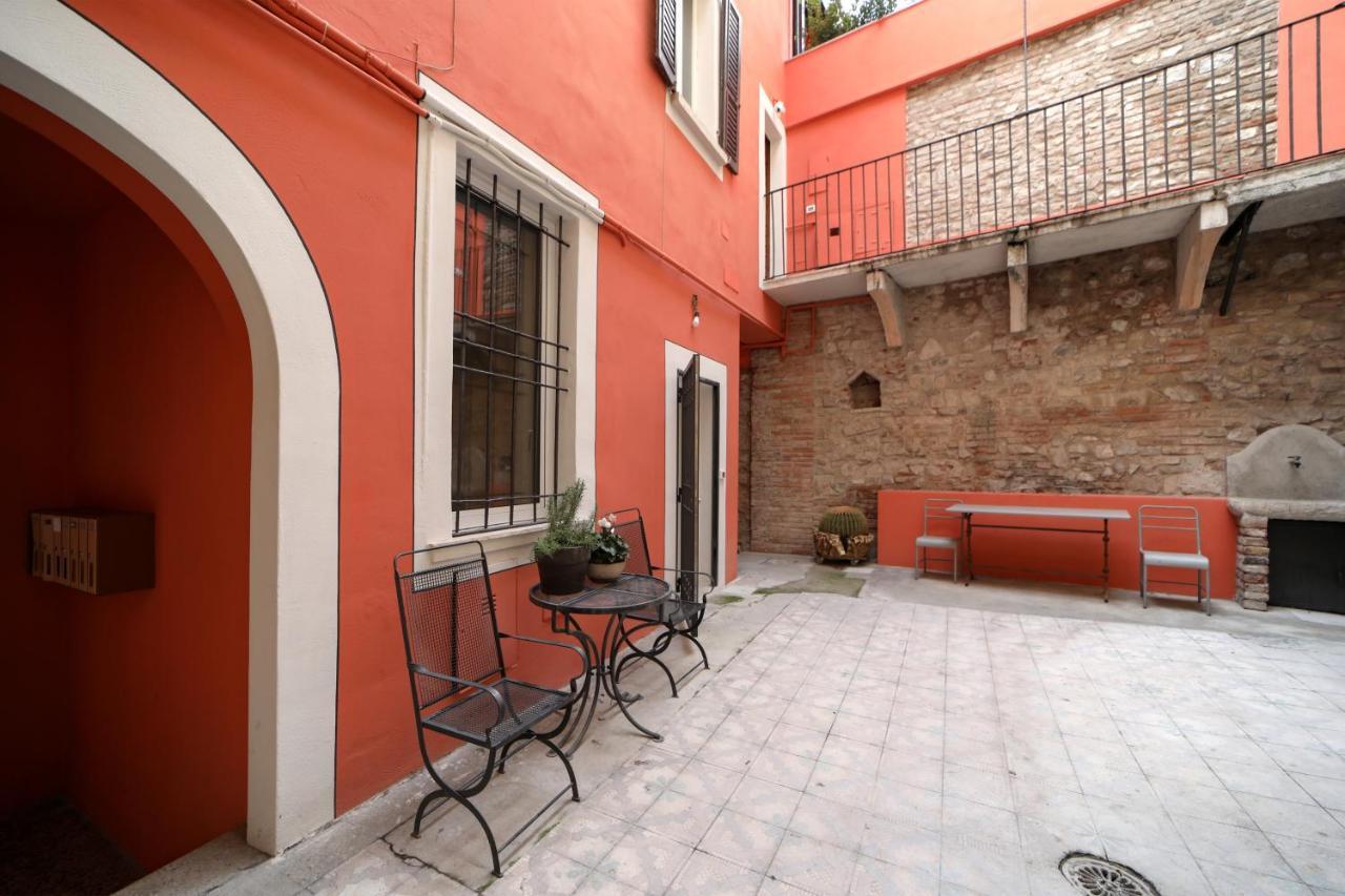 Brescia Musei Apartment Екстериор снимка